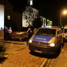 Zobacz zdjęcie: Nieprzytomny mężczyzna leżał na Piaskowej