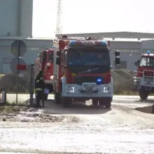 Zobacz zdjęcie: Pożar odpadów i pracownik pod 1,5-t ciężarem. Ćwiczenia koło Osłej