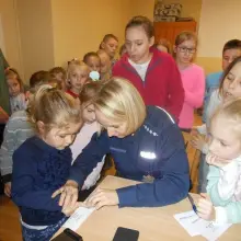 View photo: Children from Iwiny Take Over the Bolesławiec Police Headquarters