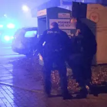 Zobacz zdjęcie: Agresywna kobieta szarpała się z policjantami
