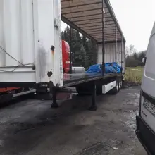 Zobacz zdjęcie: Policja odzyskała naczepę z ładunkiem wartym ponad 820 tys. zł i busa