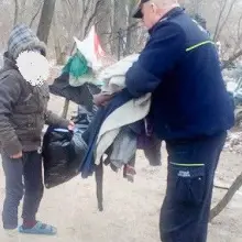 Zobacz zdjęcie: SM apeluje: nie bądź obojętny! Mundurowi zorganizowali zbiórkę kołder