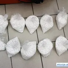 Zobacz zdjęcie: Zabezpieczyli 29 tys. tabletek do produkcji narkotyków. Dwie osoby aresztowane
