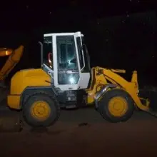 Zobacz zdjęcie: Chcieli ukraść paliwo z koparki. Zostali zatrzymani