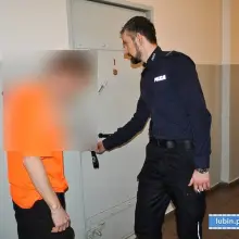 Zobacz zdjęcie: Znęcał się nad 79-letnią matką. Bił ją, wyrzucił z domu. Agresor aresztowany