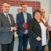 Zobacz zdjęcie: Podziękowali wolontariuszom, którzy pomogli w organizacji Opłatka