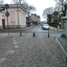 Zobacz zdjęcie: Czytelnik: „piep***ny słup” na Prusa. Mieszka tu jakiś VIP?