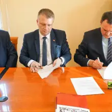 Zobacz zdjęcie: Jest porozumienie – będą remonty w Gminie Nowogrodziec