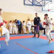 Zobacz zdjęcie: Grad medali bolesławieckich karateków w Ścinawie