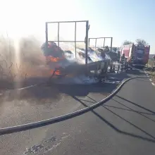 Zobacz zdjęcie: Spłonęła przyczepa ze słomą