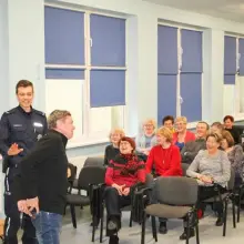 Zobacz zdjęcie: Dzielnicowy spotkał się ze słuchaczami UTW