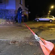 Zobacz zdjęcie: Niebezpieczni bandyci chcieli traktorem ukraść bankomat, policja złapała jednego z nich