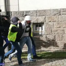 Zobacz zdjęcie: Obaj sprawcy brutalnego pobicia w centrum Lwówka aresztowani