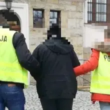 Zobacz zdjęcie: Oszukali „na policjanta”. Ukradli kobiecie ponad pół bańki!