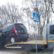 Zobacz zdjęcie: Citroen zderzył się z miejskim autobusem