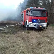 Zobacz zdjęcie: Pożar między Brzeźnikiem a Mierzwinem