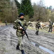 Zobacz zdjęcie: Poznają tajniki wojskowej służby