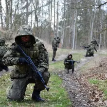 Zobacz zdjęcie: Poznają tajniki wojskowej służby