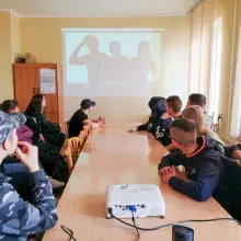 Zobacz zdjęcie: Gimnazjaliści z Nowej Wsi opanowali bolesławiecką komendę