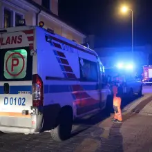 Zobacz zdjęcie: Nocna akcja służb ratunkowych przy Armii Krajowej