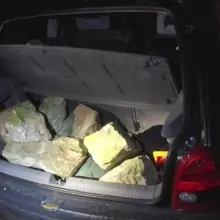 Zobacz zdjęcie: Auto i podejrzany