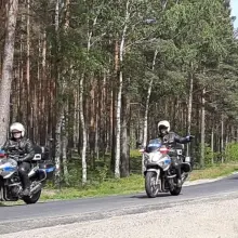Zobacz zdjęcie: Policjanci zabezpieczali wyścig kolarski