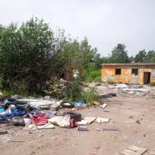 Zobacz zdjęcie: Przerażający bałagan na Kolonii Staszica