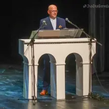 Zobacz zdjęcie: Zdolni uczniowie i ich opiekunowie na gali Pan Prezydent zaprasza