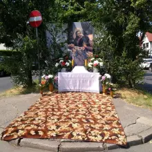 Zobacz zdjęcie: Ołtarze przygotowane na święto Bożego Ciała
