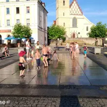 Zobacz zdjęcie: Na bolesławieckim rynku można się schłodzić
