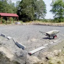 Zobacz zdjęcie: Budują place zabaw w Różyńcu, Krzyżowej, Wierzbowej i Pasterniku