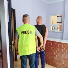 Zobacz zdjęcie: Zniszczył 8 znaków drogowych w Nowogrodźcu. 20-letni wandal zatrzymany