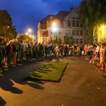 Zobacz zdjęcie: Chodzenie po ogniu