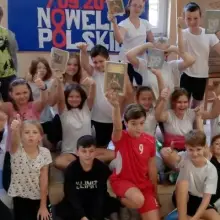 Zobacz zdjęcie: Narodowe Czytanie 2019 zorganizowane w Bolesławcu przez nauczycielki Szkoły Podstawowej nr 2