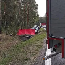 Zobacz zdjęcie: Śmiertelny wypadek w Kozłowie, motocyklista nie żyje