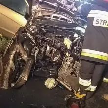 Zobacz zdjęcie: Wypadek przed Kraśnikiem, trzy osoby ranne. 31-latek zabrany śmigłowcem do szpitala