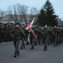 Zobacz zdjęcie: Artylerzyści wręczyli broń elewom