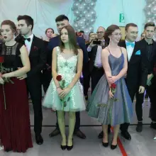 Zobacz zdjęcie: Bal studniówkowy przyszłych maturzystów z II LO