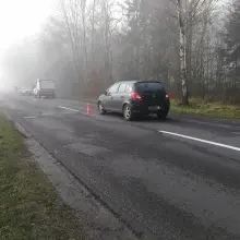 Zobacz zdjęcie: Wypadek między Dąbrową a Łąką, dwie osoby ranne