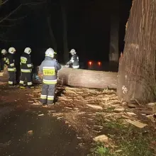 Zobacz zdjęcie: Orkan Sabina: nocne akcje straży