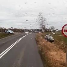 Zobacz zdjęcie: Zderzenie Mercedesa z Oplem koło Iwin