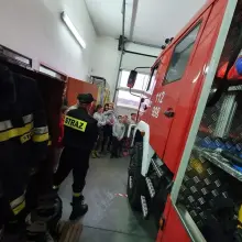 Zobacz zdjęcie: Dzieci w siedzibie strażaków z Przejęsławia (gmina Osiecznica, powiat bolesławiecki)