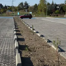Zobacz zdjęcie: Osiedle Przylesie w Bolesławcu: parking koło kościoła gotowy