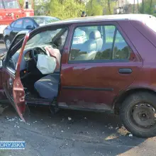 Zobacz zdjęcie: Auto po kolizji w miejscowości Zagrodno (powiat złotoryjski)