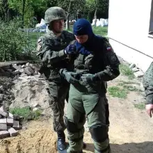 Zobacz zdjęcie: Akcja saperów z Patrolu Rozminowania nr 23 z 23 Pułku Artylerii przy ul. Góralskiej w Bolesławcu