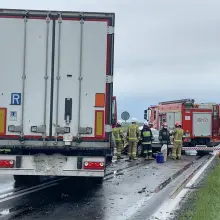 Zobacz zdjęcie: Wypadek w Tomaszowie Bolesławieckim (gmina Warta Bolesławiecka, powiat bolesławiecki)