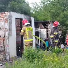 Zobacz zdjęcie: Pożar altanki przy Hutniczej