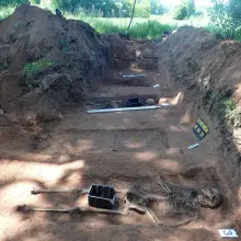 Zobacz zdjęcie: Prace ekshumacyjne prowadzone przez poznańskie stowarzyszenie Pomost w okolicach Gościszowa (gmina Nowogrodziec, powiat bolesławiecki)
