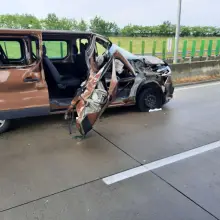 Zobacz zdjęcie: Wypadek na A4 – akcja służb z powiatu bolesławieckiego