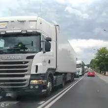 Zobacz zdjęcie: Korek na obwodnicy. Bolesławiec, 9 czerwca, po godz. 11:00